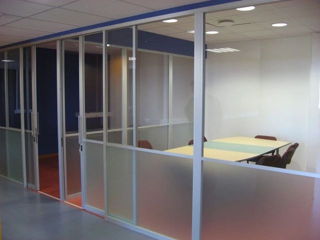 Aluminium Glazed Partition, For Home Color All Colors Open Style Sliding Insulation Acoustic Finishing As per Need Usage/Application - Image 2
