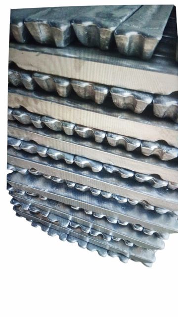 Aluminium Ingot,Zinc ingot , Tin ingot Temper T5 Form Sheets Alloy Al99.7 Weight 7-9 Kg Color Silver Grey Shape Rectangular - Image 2