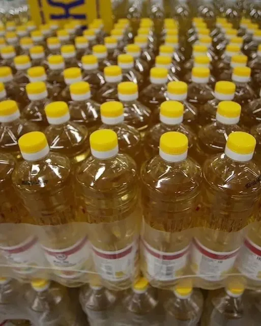 Rapeseed Oil Origin Worldwide Delivery Form Bottle Features Kosher, Organic Net Weight 1 L, 10 L, 5 L - Image 1