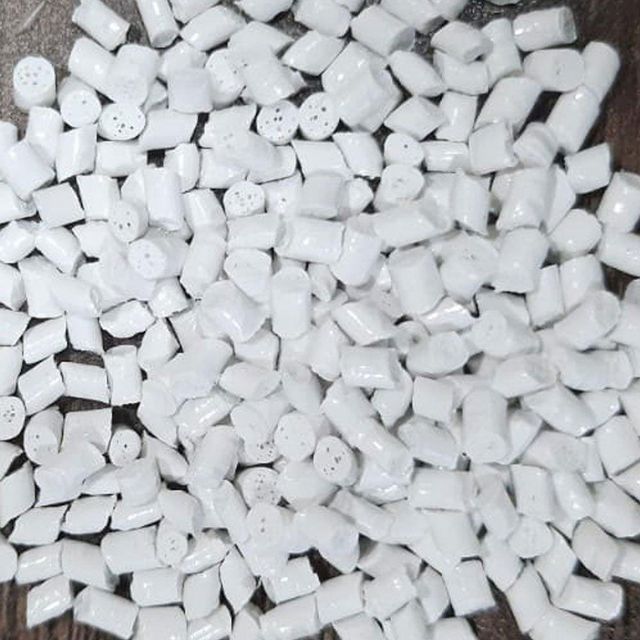 Wholesale Polycarbonate Plastic Granules Fast Delivery Get High Quality Material For Manufacturing Durable and Long Lasting Industrial Use - Image 3