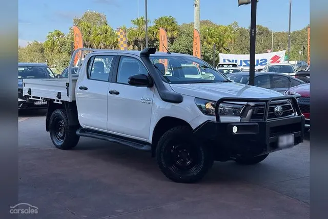 Cheap Price 2015-2025 Toyota Hilux Pickup Vehicles for sale and export Worldwide - Image 5