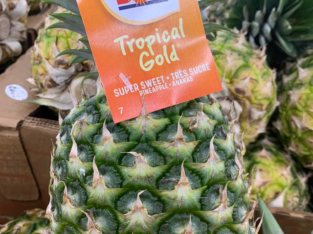 MOST POPULAR DOLE TROPICAL FRESH SWEET WHOLE PINEAPPLE PREMIUM EXPORT GRADE 10KG CARTONS ON SALE - Image 4