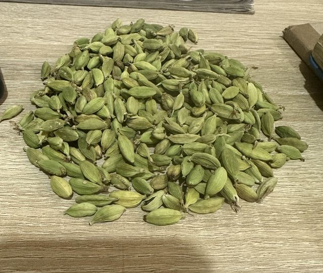 Green Cardamom Size 7-8mm Color Green Origin Tanzania Features Organic Admixture Level 1% Max Moisture Content 7% Max Crop Year New Crop 2026/2027 - Image 1