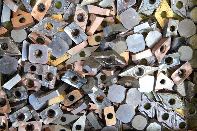 HMS Grade Tungsten Carbide Scrap Accessories Flake Shape 100g Excellent Price Premium Quality - Image 1