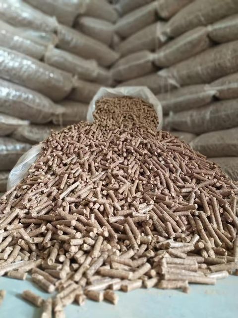 ENplus A1 Premium Oak Wood Pellet Briquette Heating System Briquette with 100% Ash Content 8mm Diameter & 6mm - Image 5