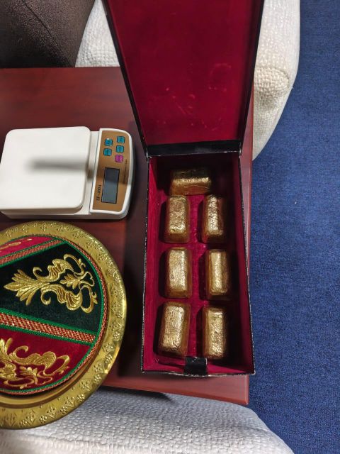 Gold - Image 1