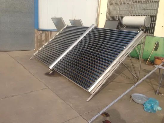 Non Pressure Solar Collector with 50 Vacuum Tubes - Image 2