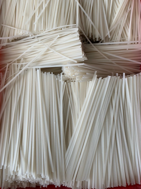 Wholesale price Vietnam Rice Stick Rice Noodles 5mm OEM Packing - watsapp +84866078412 - Image 2
