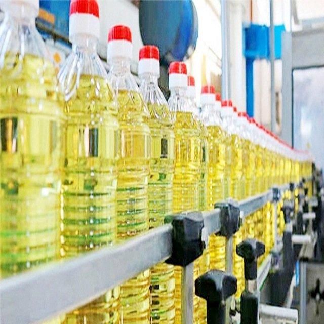 Refined Soybean Oil For Food Ingredient Integration With Excellent Clarity And Professional Bulk Packaging - Image 1
