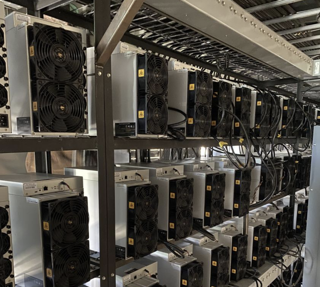 Buy Asic Crypto Miners Premium Quality with Fast Delivery and Best Price Wholesale Deals for Mining Equipment - Image 4