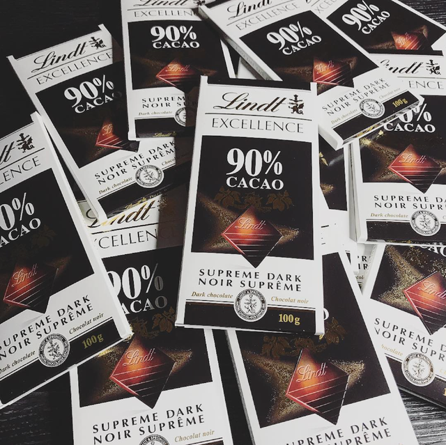 BEST LINDT SWISS CLASSIC CHOCOLATE , EXCELLENCE CHOCOLATE COLLECTION ASORTED PREMIUM FLAVORS 100g - Image 4