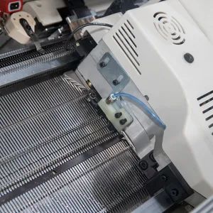 High-Efficiency Blue Knitting Machine for Raschel Blanket Production with CE ISO - Image 3