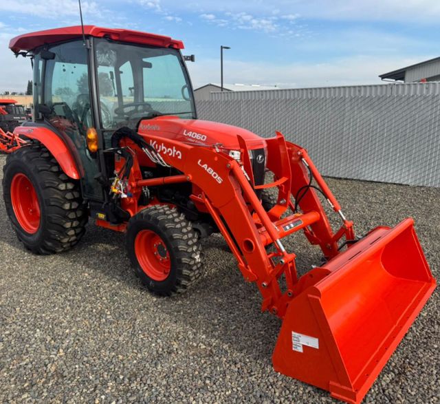 Machinery 2025 Kubota L4760 Tractor 47HP 4WD Loader HST Excellent Condition - Image 3