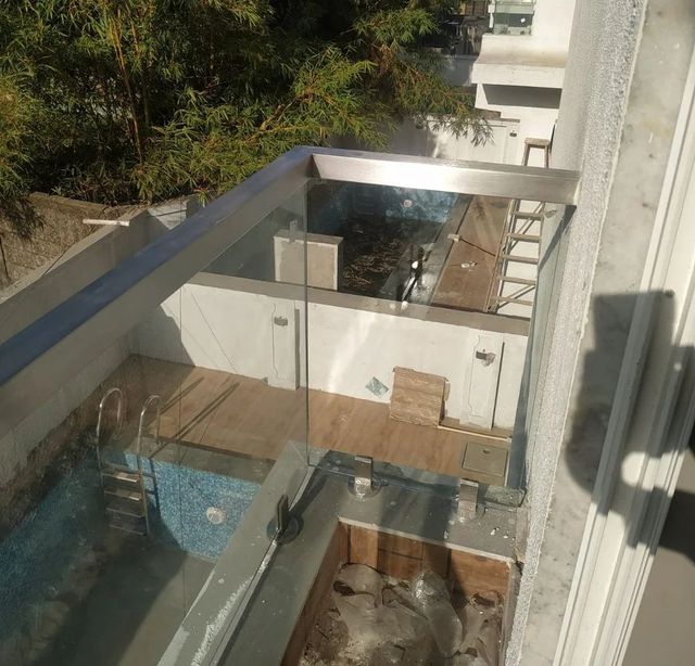 Balcony Glass Railings Design Panel Color Transparent Style Sleek, Classic Glass Type Toughened Glass Country of Origin Made in - Image 2