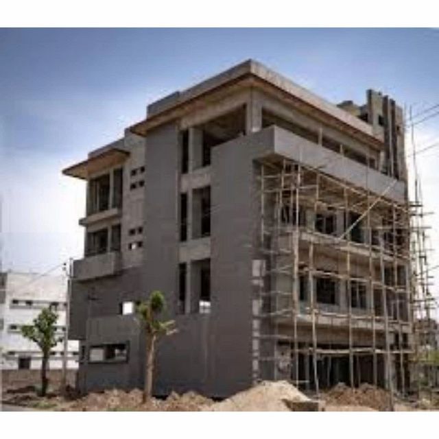 Commercial Construction Service Team Expertise Skilled Architects, Engineers, And Contractors Post-construction Support Maintenance And Renovation Services - Image 2