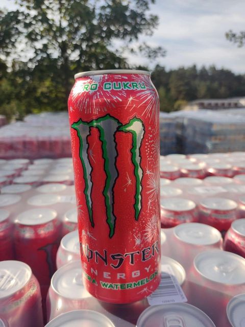 Classic Monster energy drink available at low wholesale prices for bars, restaurants, and retail chains - Image 3