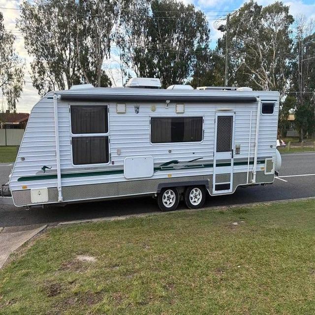 Wholesale Price Caravan Trailer Built With Strong Construction And Comfortable Interior Layout - Image 5