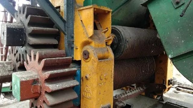 Used Sugarcane Crusher Mill - Image 1