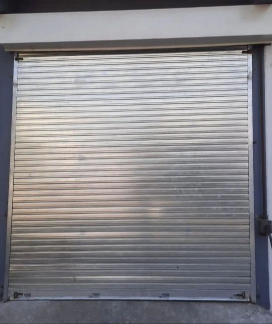 Stainless Steel Rolling Shutter, Height: 14 Feet Color grey Height 14 Feet Type stainless steel Usage/Application - Image 3