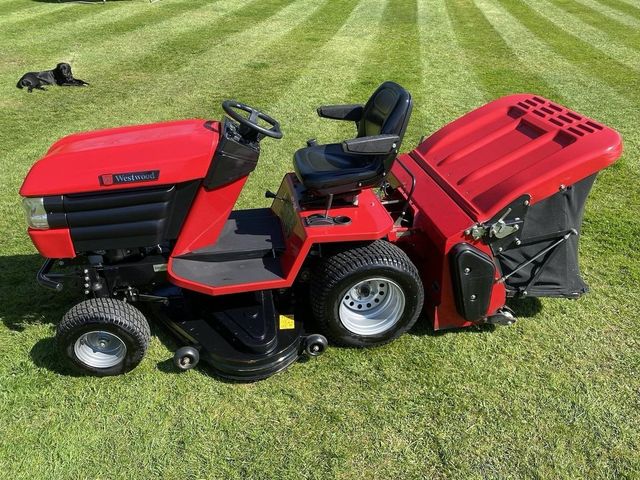 Westwood Garden Tractors And Ride On Mowers With Powerful Engines And Reliable Cutting Decks - Image 4