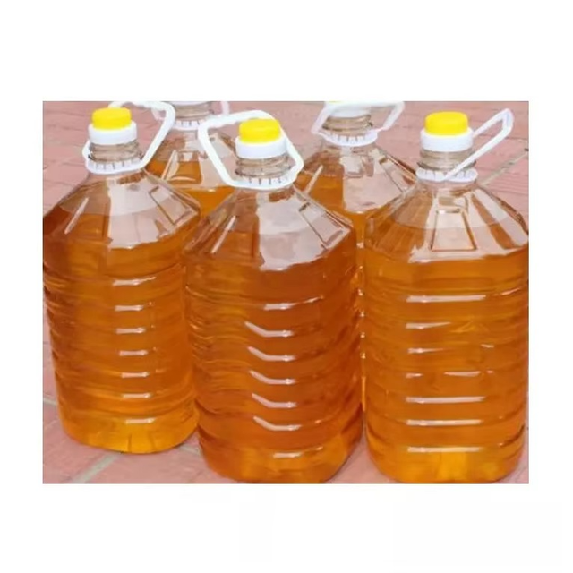 Bulk Export Provider Of Used Cooking Oil Prepared For Industrial Applications With Clear Documentation - Image 1