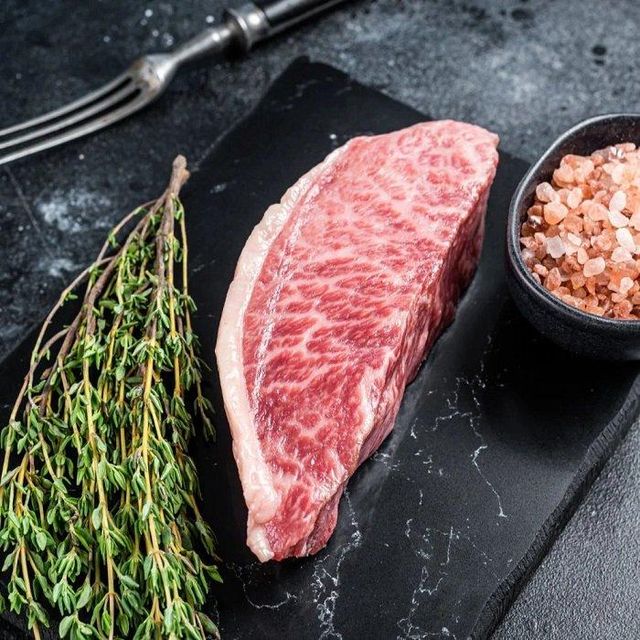 Pure Grade Premium Quality Bulk Selling Frozen Beef Striploin at Competitive price demand - Image 3
