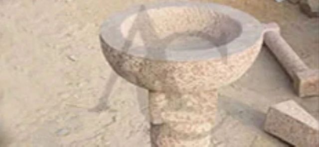 Brown Water Basins Width 15 Cm Height 95 Cm Thickness 15 Cm Color Yellow Brown Weight 51 Kg, 51 kg Material Kota Brown Origin Rajpura - Image 1