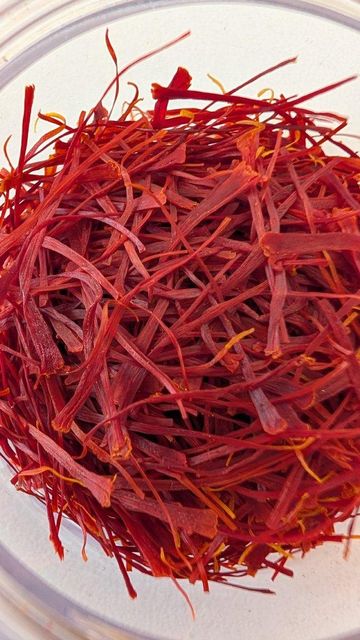 Kashmiri Saffron - Premium Grade A++ - Image 1