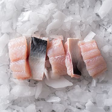 Cá Cắt Khúc Từ Cá Fillet, Còn Da, Còn Dè Calories Per 100g 82.7 Kcal Saturated Fat Content Present Weight Range 60g-120g, 120g-170g, 170g-220g, - Image 1