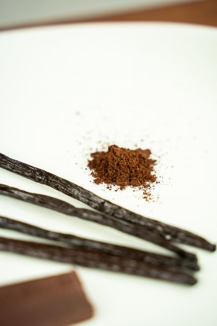 Pure Vanilla Powder - Image 2