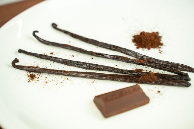 Pure Vanilla Powder - Image 3