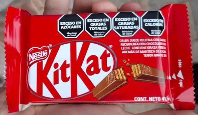 Classic KitKat 41.5g Crispy Chocolate Wafer Bar Excellent Quality Wholesale Price High Quality Export Selection - Image 4