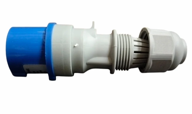 3 Pin IP44 Ceyone Industrial Plug, 16A Brand Ceyone Material PVC IP Rating IP44 Pin Type 3 Pin Certification Ce Voltage Rating - Image 4