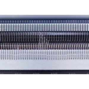 Premium Blue Computerized Knitting Machine for Raschel Blanket with CE ISO Approval - Image 4