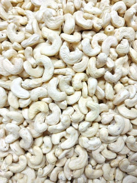 Natural Raw Cashew Nuts Fresh Whole Kernels Premium Quality For Cooking Snacking Baking And Food Processing Needs - Image 3