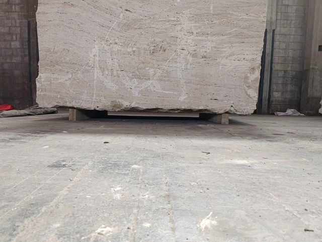 TRAVERTINE BLOCKS Packaging BLOCKS Origin Afghanistan Color Beige/classic Texture Naturally Porous Place of Origin KARACHI, PAKISTAN - Image 2