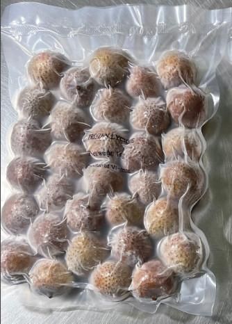 Frozen lychee Shelf Life 1 Year Flavor Natural, Icy Seasonality All Year Processing Method Iqf Ingredients 100% Lychee Lychee Variety Thieu - Image 2