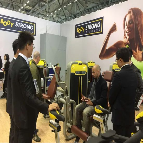 New Design PRO 005 Wide Chest Press Machine - Image 4
