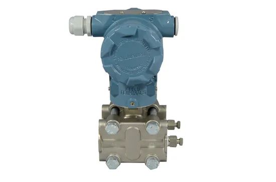 High Accuracy Differential Pressure Transmitter Trademark GN Output 4-20mA IP Rating IP65 Origin Shanghai Certification ISO - Image 2