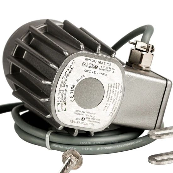Direct Sale Corrosion Resistant Rotatable Usl-06LED-Explosion Proof Lights for Building - Image 1
