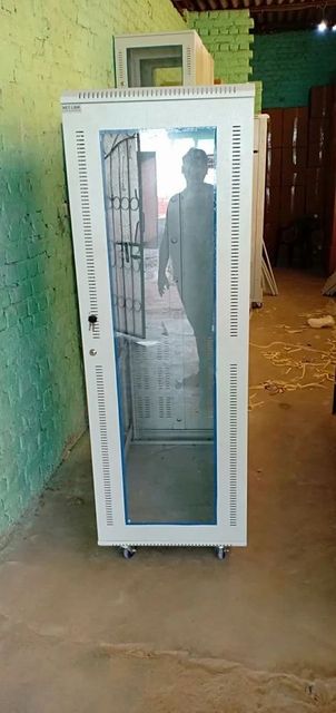 Model Name/Number: VPEN36810 Heavy Duty 36u Network Rack 800x1000 - Image 2