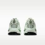 Nike Vomero 18 Women's Road Running Shoes - Image 6