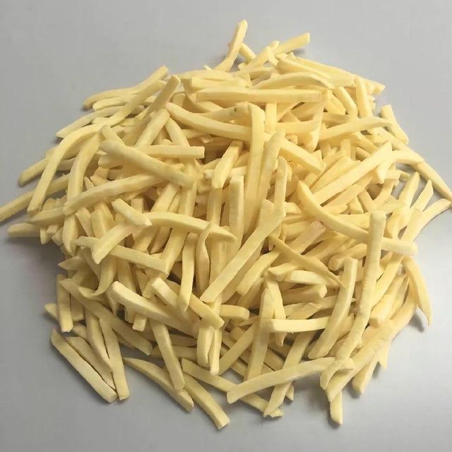 Bulk Supply Frozen Shoestring French Fries for Food Service Industry and Wholesale Buyers - Image 4