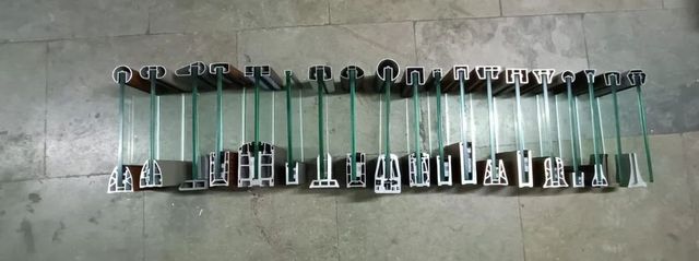 Aluminium Combination Louver Glass Railing samples Brand Cirinzo Material Aluminium Usage/Application Railing Louver Type Combination - Image 1