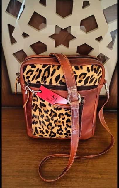 Genuine Leather Messenger Bags - Image 3