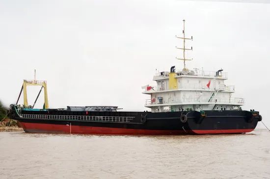2000ton Offshore Self-Propelled Double Hulled Deck Cargo Barge Lct ...
