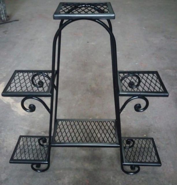 Garden Plant Stand (Customize) Material Metal - Image 1