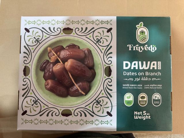 Premium Deglet Nour Dates on Branche - Algerian Origin - Image 2