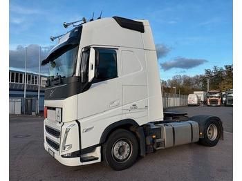 Buy Volvo FH Carrying Capacity > 4000 kg to 7000 kg - Image 4