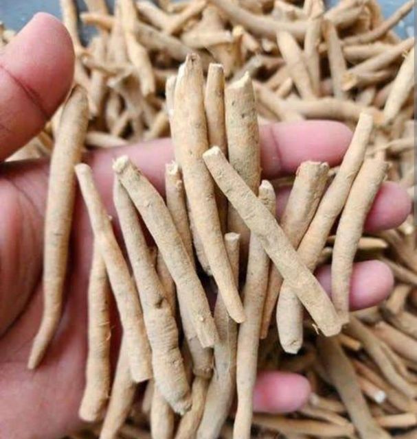 Premium Pure Ashwagandha Roots (Withania Somnifera) - 100% Natural, Sun-Dried Indian Ginseng for Extracts & Supplements - Image 1